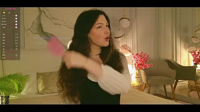 Miley Smile online show from 10/04/25, 05:20