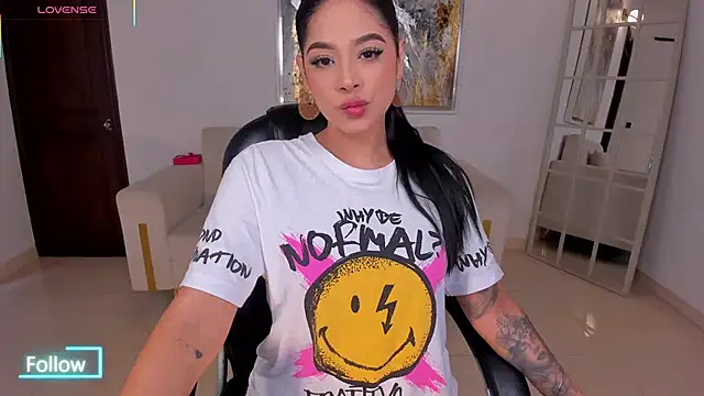 AlyssaDean online show from 11/30/25, 12:39