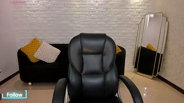 AlyssaDean online show from 11/04/25, 11:36