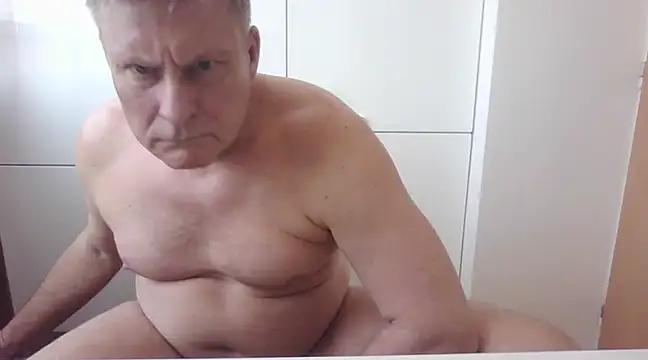 johnnym1 online show from 03/07/25, 01:07