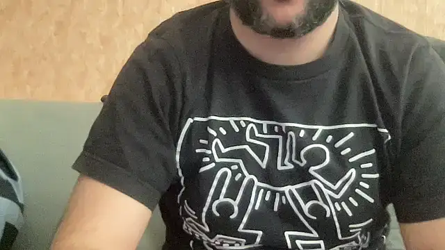 Snapshot of RedDante89 chatting on 02/18/25, 09:10 RedDante89 online show from 02/18/25, 09:10