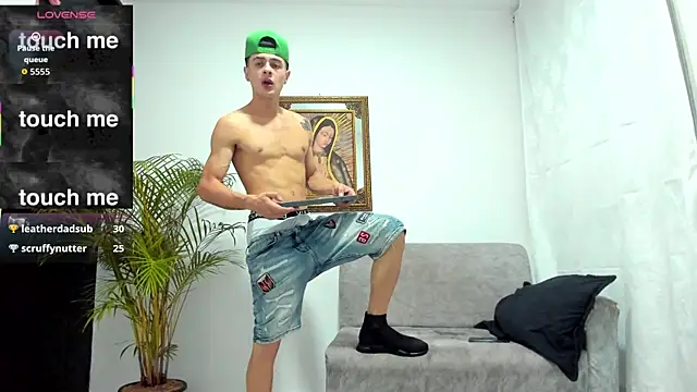 JuniorMorris  online show from 11/19/25, 11:16