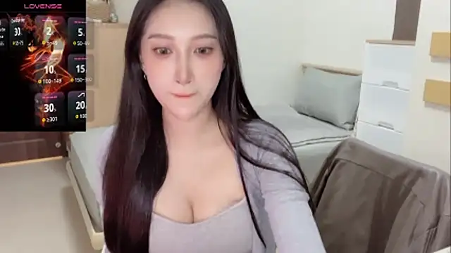 yu5888 online show from 12/01/25, 10:16