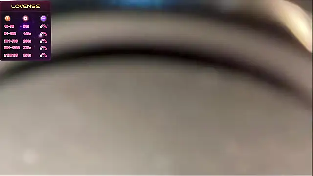 Snapshot of Spice-Summi chatting on 03/12/25, 03:40 Spice-Summi online show from 03/12/25, 03:40