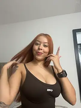 madison little  online show from 11/10/25, 02:55