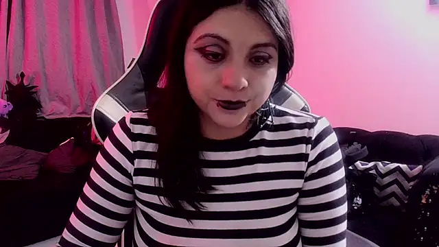 Snapshot of Acid666_alice chatting on 05/18/26, 04:07 Acid666 alice online show from 05/18/26, 04:07