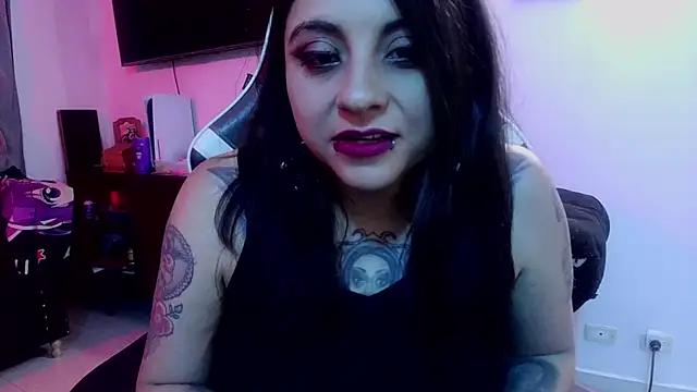 Snapshot of Acid666_alice chatting on 05/14/26, 01:57 Acid666 alice online show from 05/14/26, 01:57