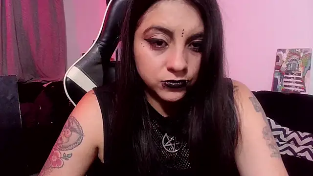 Snapshot of Acid666_alice chatting on 07/12/26, 04:57 Acid666 alice online show from 07/12/26, 04:57