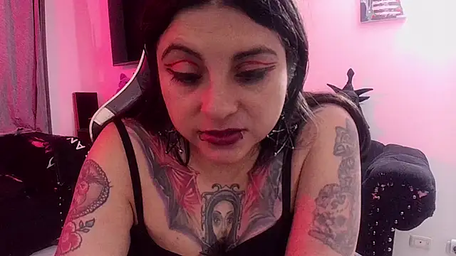 Snapshot of Acid666_alice chatting on 04/24/26, 02:46 Acid666 alice online show from 04/24/26, 02:46