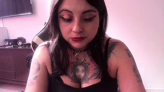 Snapshot of Acid666_alice chatting on 04/30/26, 01:40 Acid666 alice online show from 04/30/26, 01:40