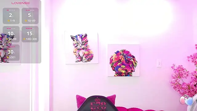 Snapshot of Miss_dolly_ chatting on 10/10/25, 12:28 Miss dolly online show from 10/10/25, 12:28