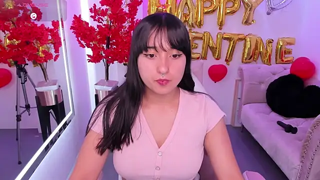 Snapshot of Miss_dolly_ chatting on 02/18/25, 03:10 Miss dolly online show from 02/18/25, 03:10