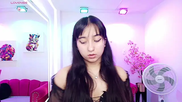 Miss dolly  online show from 03/23/26, 01:00