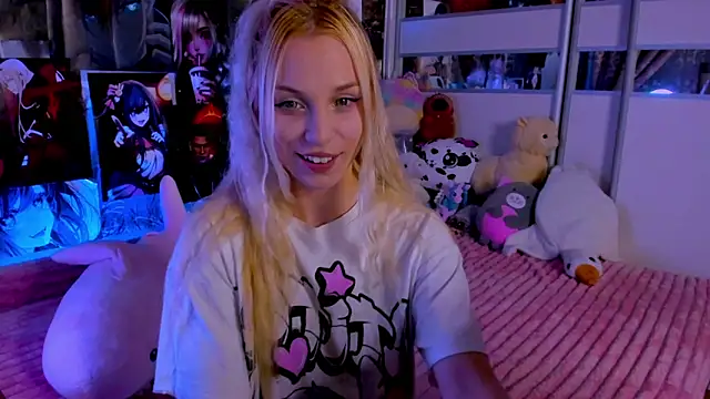 Snapshot of Cute__Pony chatting on 09/23/25, 08:27 Cute Pony online show from 09/23/25, 08:27