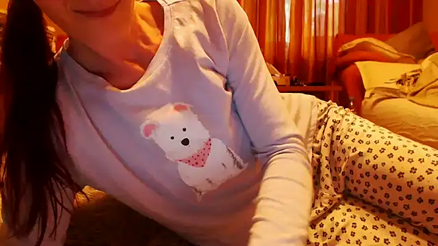 Snapshot of LovelyAndraGirl chatting on 07/14/26, 02:12 LovelyAndraGirl online show from 07/14/26, 02:12