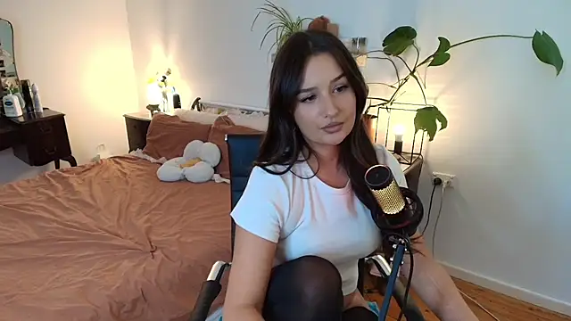 Lenas Room online show from 03/08/26, 07:22