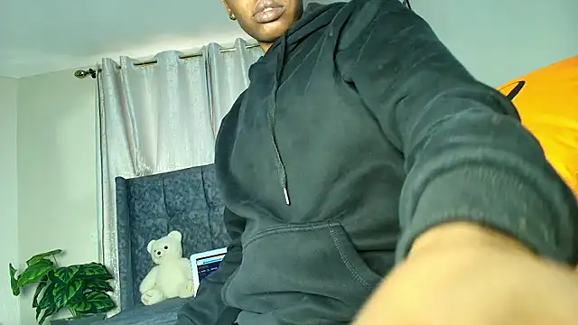 t-NaughtyLicia online show from 03/12/26, 04:29