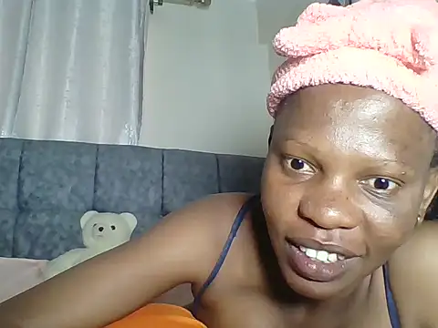 t-NaughtyLicia online show from 07/07/26, 02:20