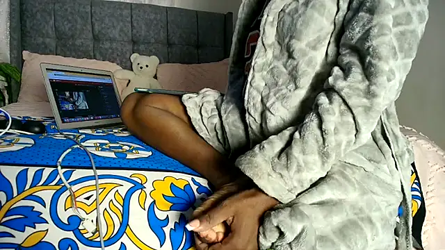 t-NaughtyLicia online show from 03/23/26, 06:02