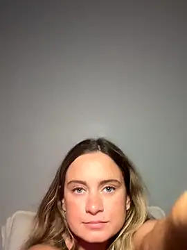 Sophie Raegan online show from 09/29/25, 09:31