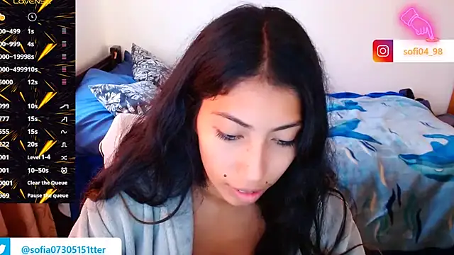 Snapshot of sofia_rosse4 chatting on 09/24/25, 10:27 sofia rosse4 online show from 09/24/25, 10:27