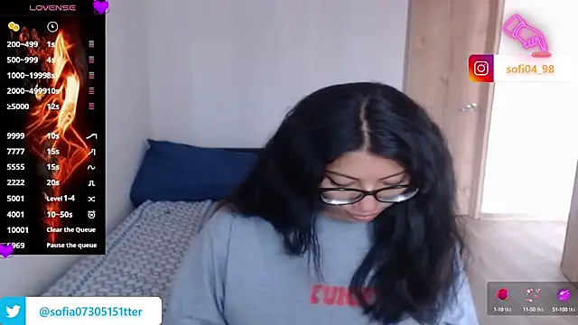 Snapshot of sofia_rosse4 chatting on 02/25/25, 02:37 sofia rosse4 online show from 02/25/25, 02:37