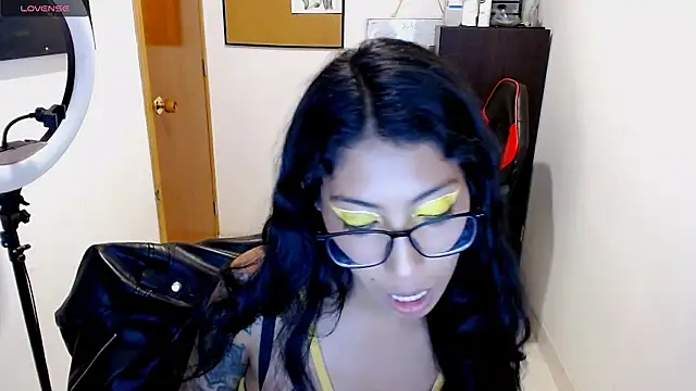 Snapshot of sofia_rosse4 chatting on 07/18/26, 12:30 sofia rosse4 online show from 07/18/26, 12:30