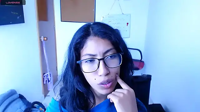 Snapshot of sofia_rosse4 chatting on 02/05/26, 07:10 sofia rosse4 online show from 02/05/26, 07:10