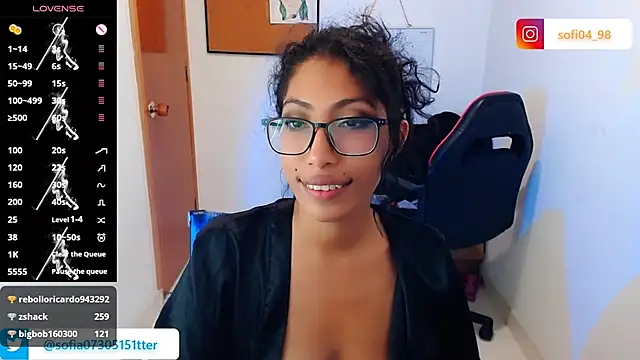 Snapshot of sofia_rosse4 chatting on 06/14/26, 02:24 sofia rosse4 online show from 06/14/26, 02:24