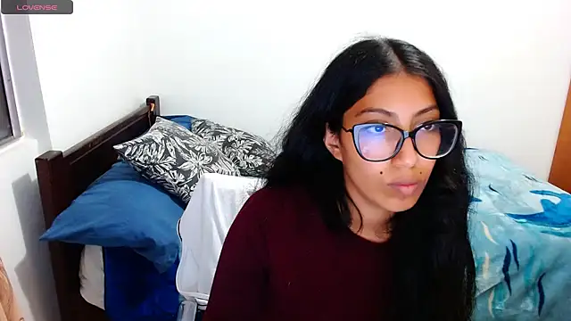 Snapshot of sofia_rosse4 chatting on 09/29/25, 12:50 sofia rosse4 online show from 09/29/25, 12:50