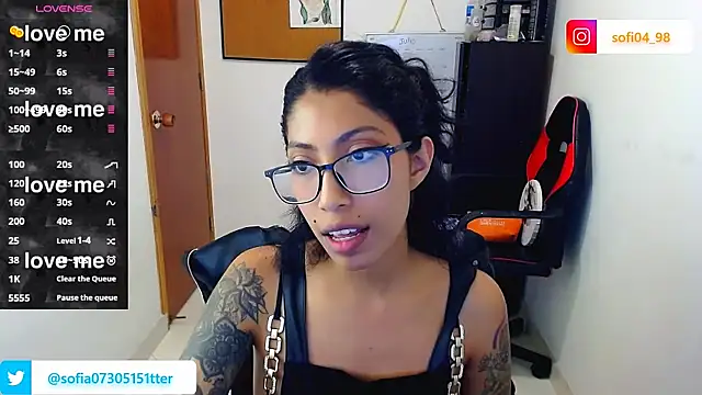 Snapshot of sofia_rosse4 chatting on 07/13/26, 01:49 sofia rosse4 online show from 07/13/26, 01:49