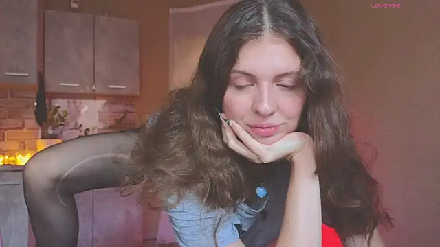 Sereta Finn online show from 11/15/25, 10:52