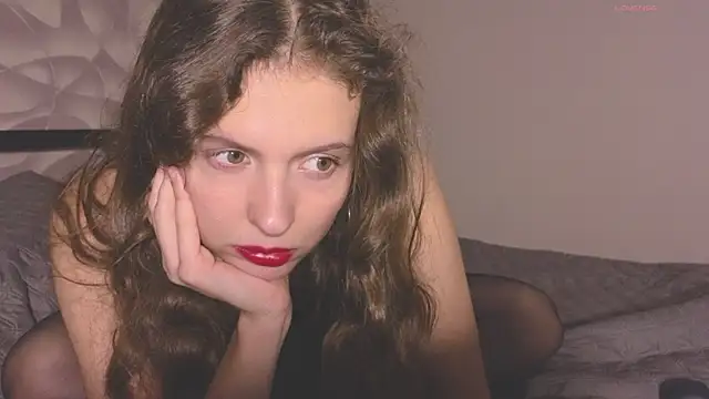 Sereta Finn online show from 10/24/25, 10:47