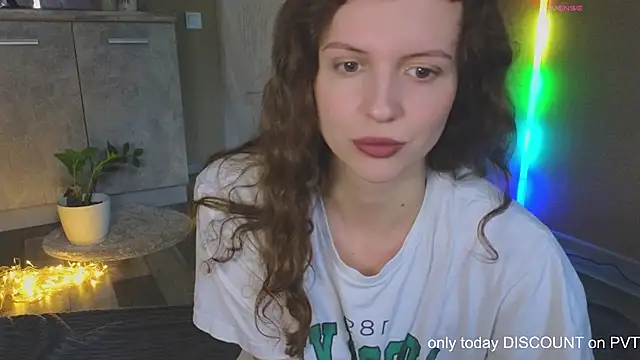 Sereta Finn online show from 12/05/25, 11:42