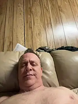 Snapshot of johnrockme chatting on 02/28/25, 11:01 johnrockme online show from 02/28/25, 11:01