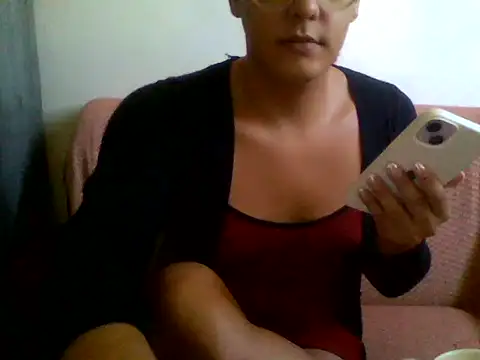  mscassie online show from 10/21/25, 11:42