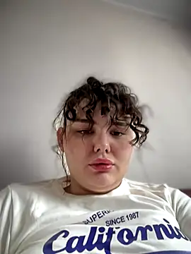 NikaMur online show from 10/26/25, 03:18