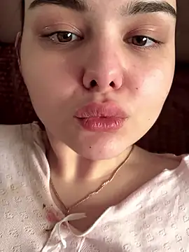 NikaMur online show from 10/29/25, 02:54