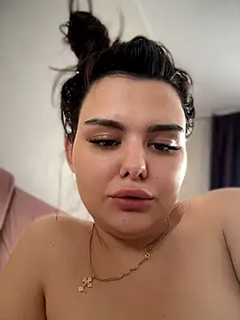 Snapshot of NikaMur chatting on 07/08/26, 02:13 NikaMur online show from 07/08/26, 02:13