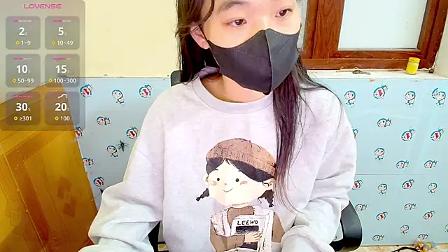 Snapshot of __Saphia__ chatting on 11/07/25, 08:41 Saphia online show from 11/07/25, 08:41