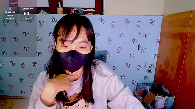   Saphia   online show from 01/23/25, 01:30