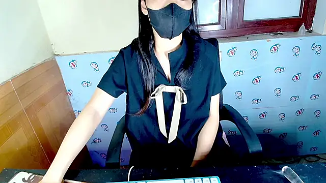   Saphia   online show from 10/19/25, 02:42