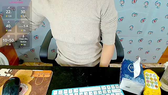 Snapshot of __Saphia__ chatting on 12/17/25, 12:48 Saphia online show from 12/17/25, 12:48