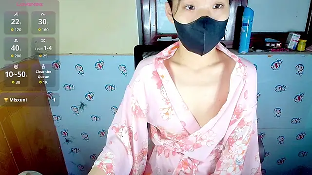 Snapshot of __Saphia__ chatting on 11/27/25, 03:56 Saphia online show from 11/27/25, 03:56