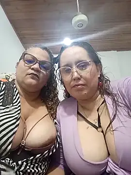 Snapshot of mademooms chatting on 02/07/26, 01:57 mademooms online show from 02/07/26, 01:57