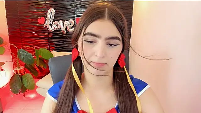 Snapshot of sofia_44 chatting on 10/09/25, 01:33 sofia 44 online show from 10/09/25, 01:33