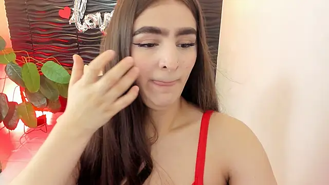 Snapshot of sofia_44 chatting on 09/22/25, 12:44 sofia 44 online show from 09/22/25, 12:44