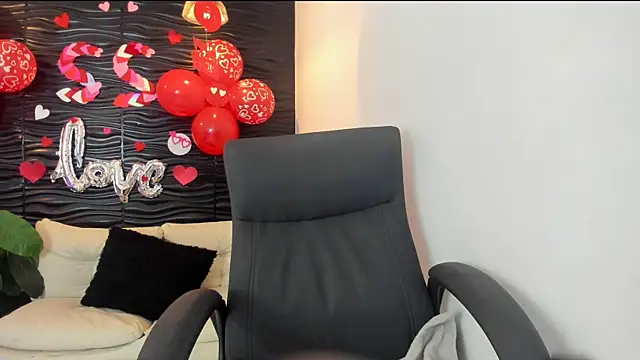 sofia 44 online show from 02/14/26, 02:06