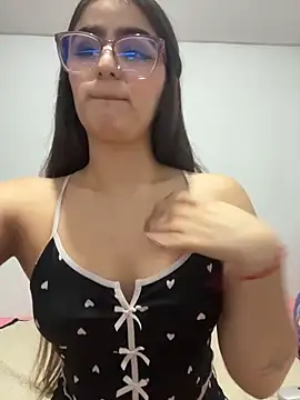 sofia 44 online show from 03/20/26, 12:11