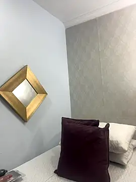 Snapshot of dayis_butera chatting on 11/22/25, 04:44 dayis butera online show from 11/22/25, 04:44